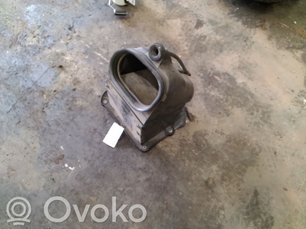 Iveco Daily 6th gen Cutie filtru aer 