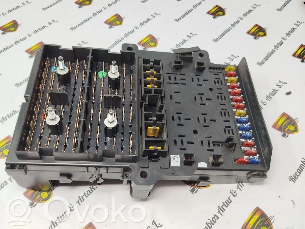 Chrysler Voyager Fuse box set 