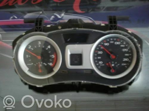 Renault Clio IV Deska rozdzielcza 