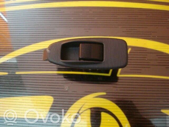 Interruptor del elevalunas eléctrico   C100685L