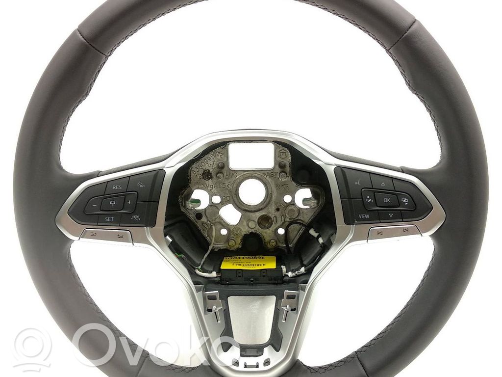 Volkswagen PASSAT B8 Ohjauspyörä 