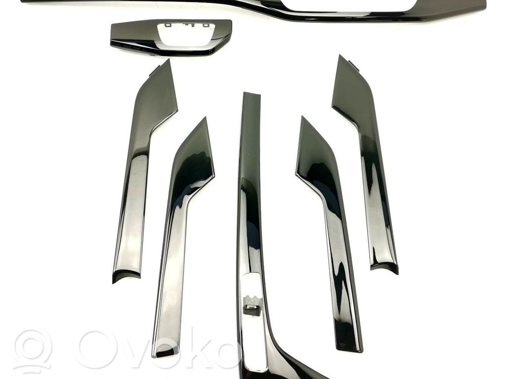 Audi A4 S4 B9 8W Prietaisų skydelio apdaila 