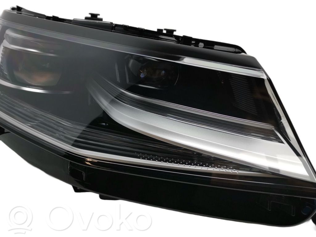 Volkswagen Multivan T7 Phare frontale 