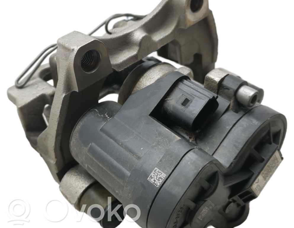 Audi A3 8Y Galinis suportas 