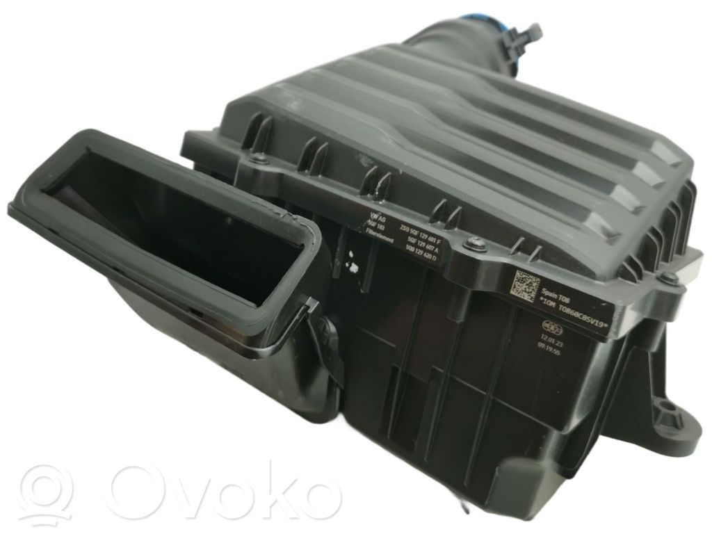 Audi A3 8Y Air filter box 