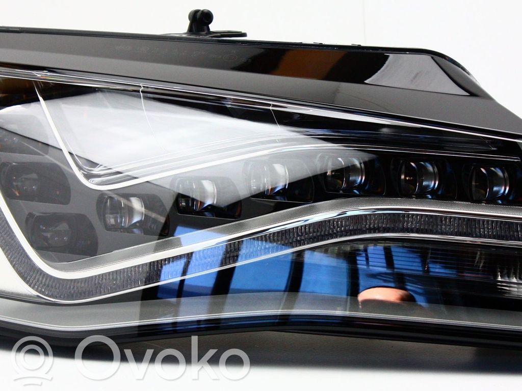 Audi A8 S8 D4 4H Lampa przednia 