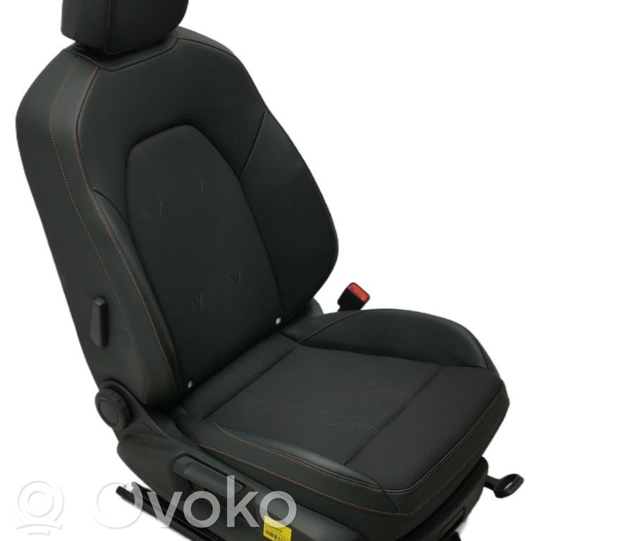 Cupra Formentor Front double seat 