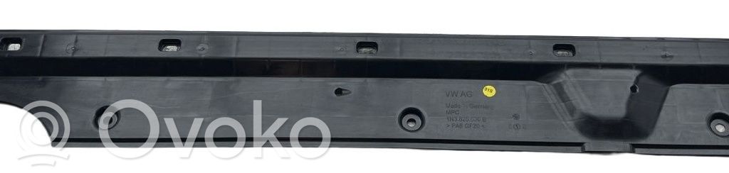 Volkswagen ID. Buzz Placa protectora del centro/medio 