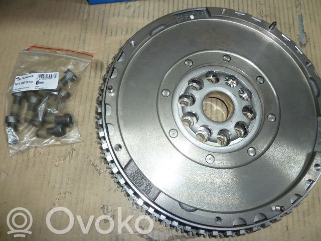 Volante bimasa   2294001332,9181057