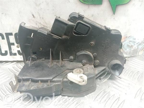 Cerradura de puerta delantera   306D1D