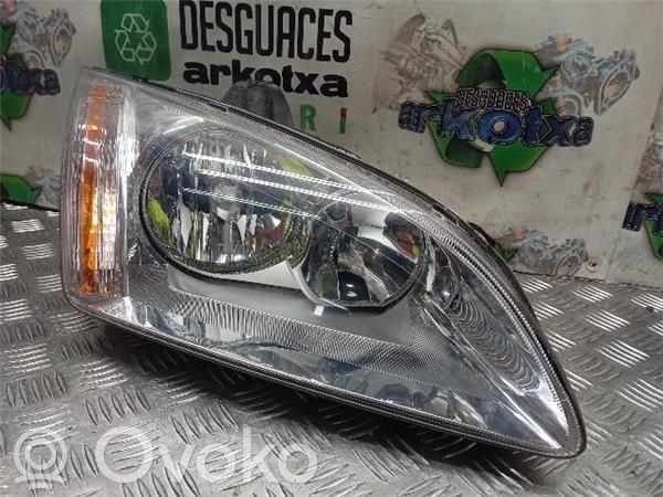 Ford Focus Headlight/headlamp 