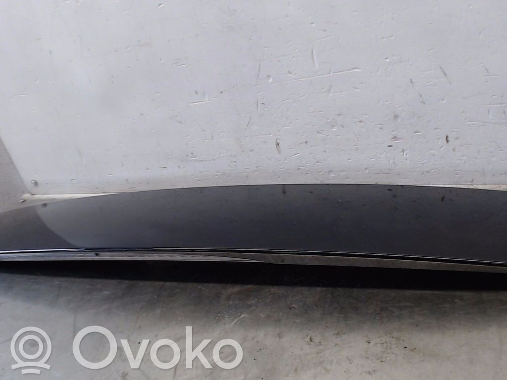 Tailgate/trunk spoiler   51120391852