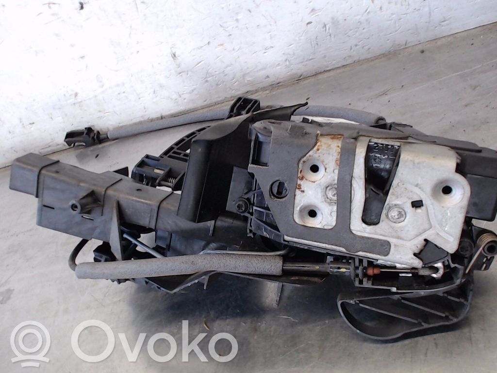 Ford Focus Front door lock 