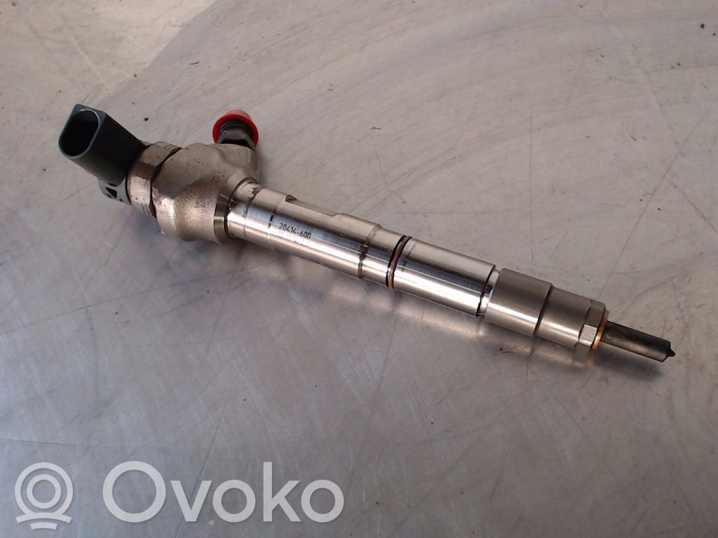 Inyector de combustible   04L130277AF