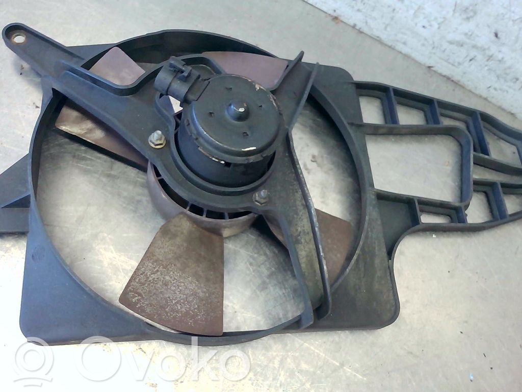 Opel Corsa B Elektryczny wentylator chłodnicy 