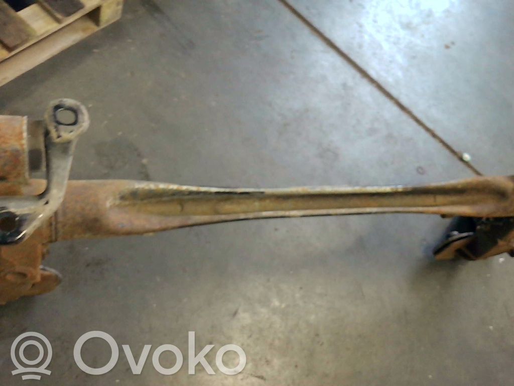 Opel Meriva B Belka osi tylnej 