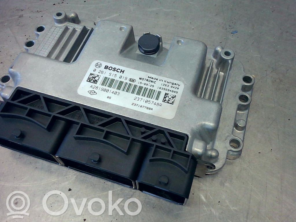 Renault Twingo III Engine control unit/module 