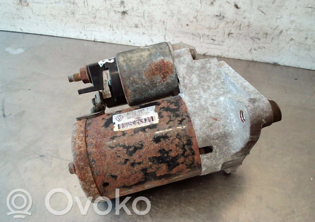 Стартер   8200298371