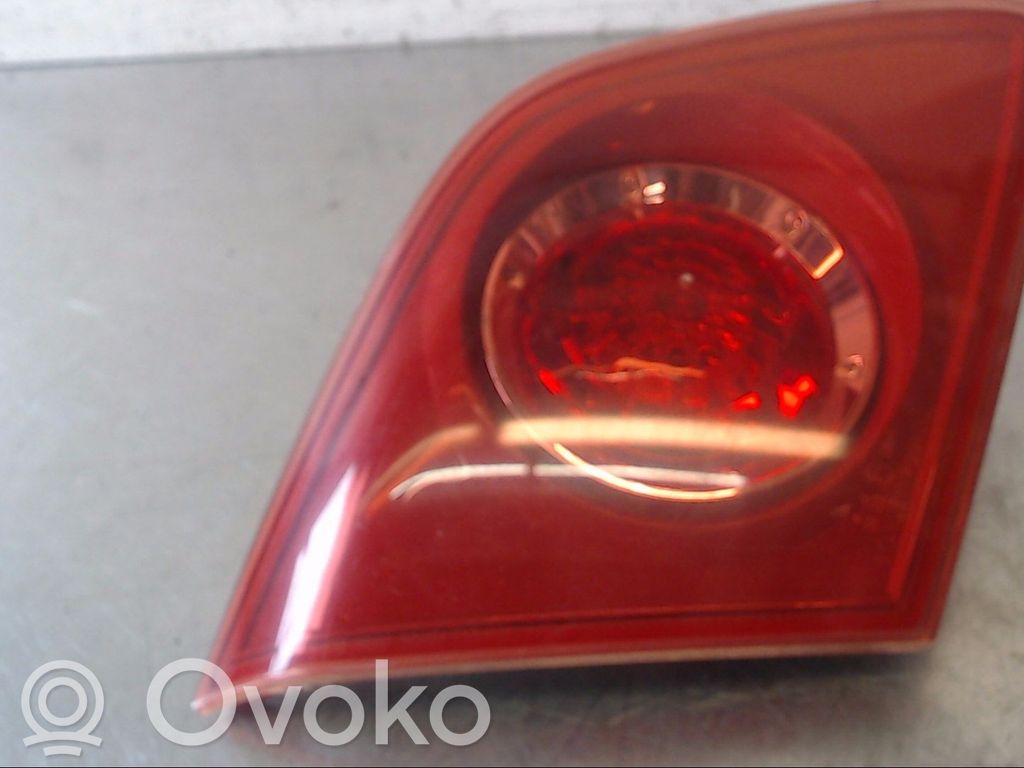 Mazda 3 I Takaluukun takavalot 