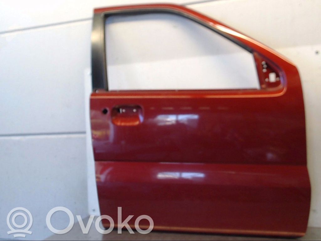 Suzuki Ignis Puerta delantera 