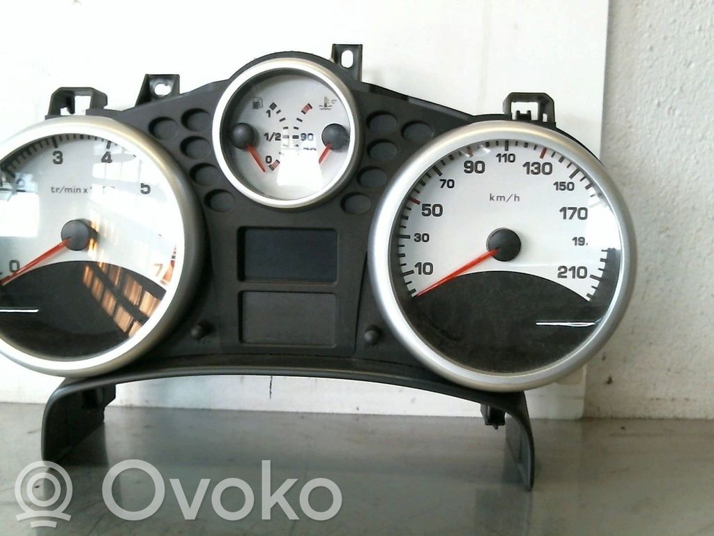 Peugeot 207 Tacómetro 