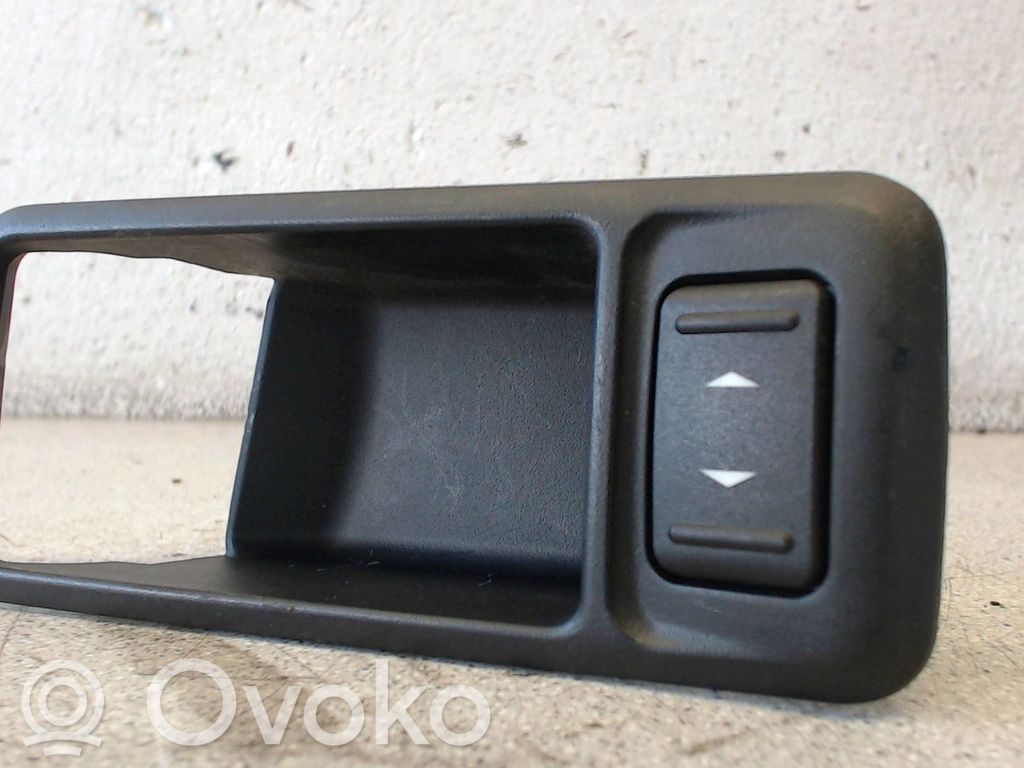 Electric window control switch   1223143