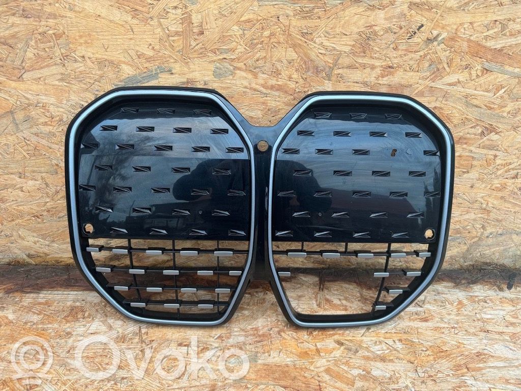 BMW i4 Front bumper upper radiator grill 