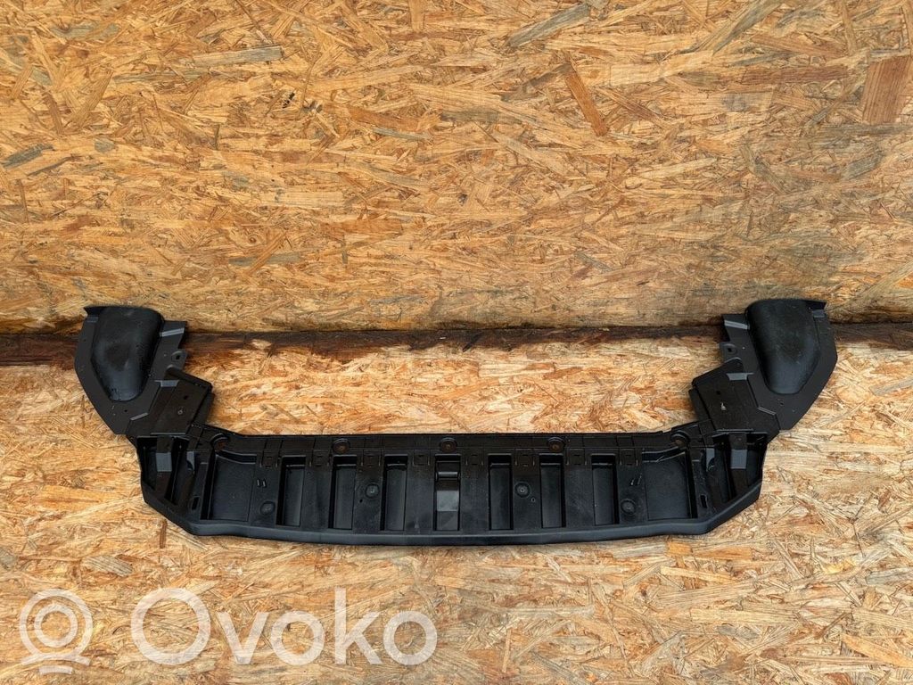 Ford Focus Apatinė bamperio dalis (lūpa) 