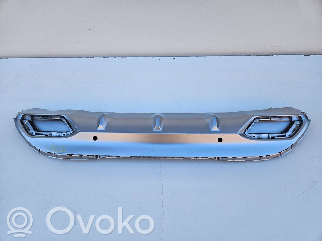 KIA Stonic Moldura inferior del parachoques trasero 
