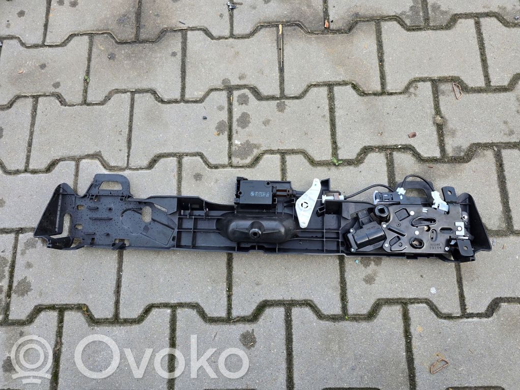 Tailgate/trunk/boot lock/catch/latch   7354924