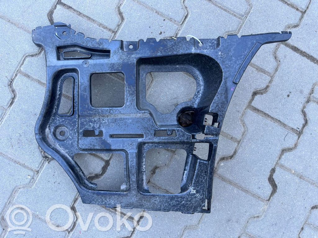 Rear bumper mounting bracket   7202668