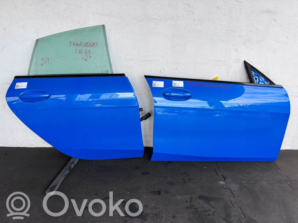 BMW 2 F44 Galinės durys 