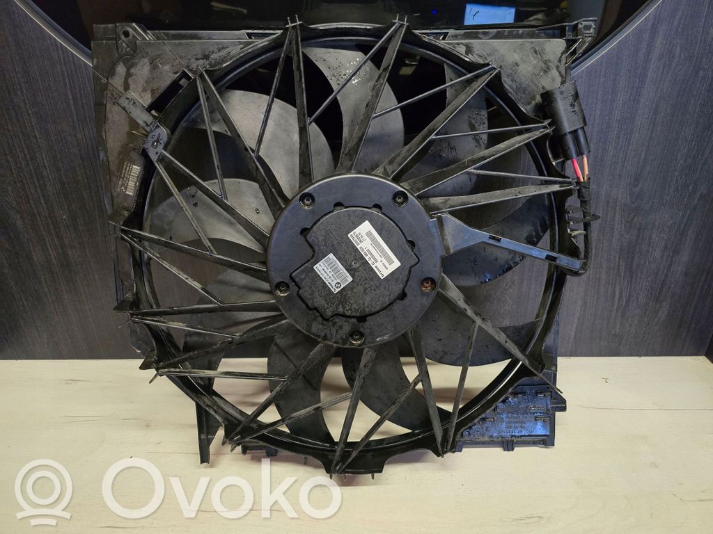 BMW X3 E83 Elektrisks radiatoru ventilators 