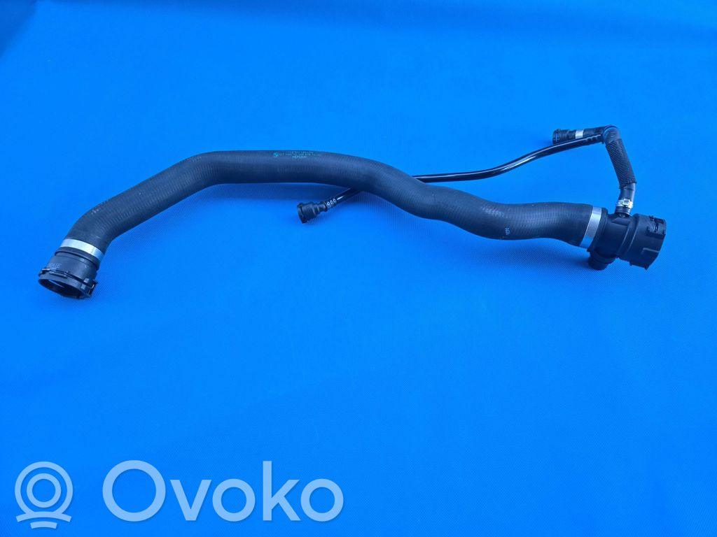 BMW 5 F10 F11 Tubo flessibile del liquido di raffreddamento del motore 