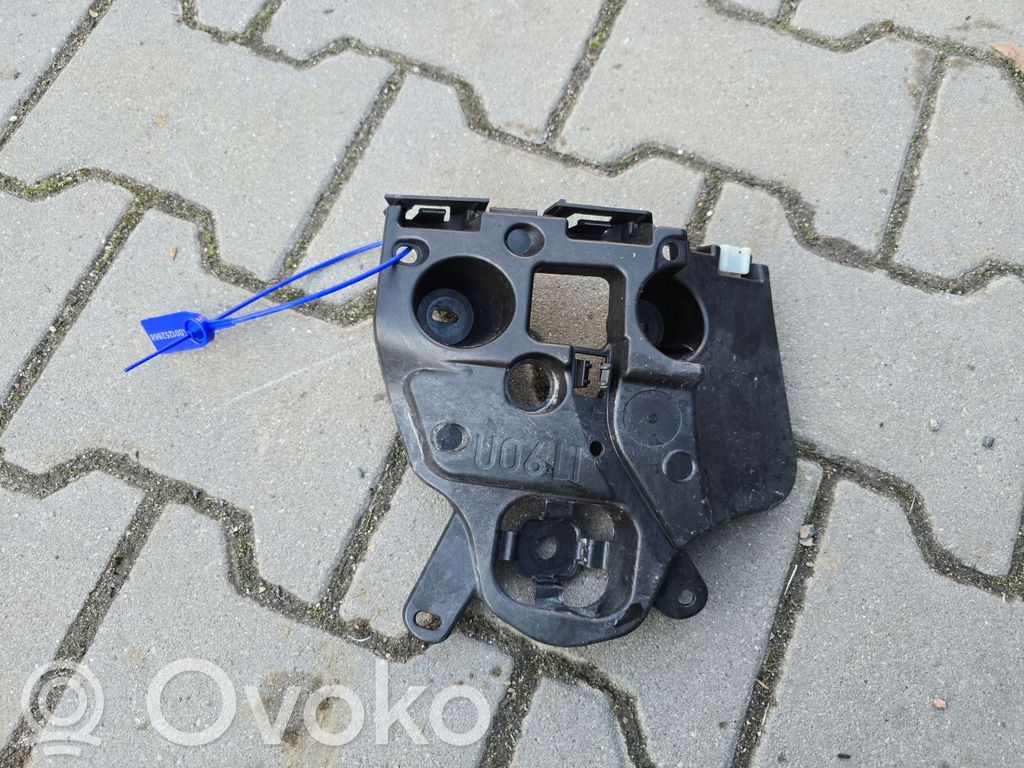 BMW 2 Active Tourer U06 Galinis laikiklis bamperio 