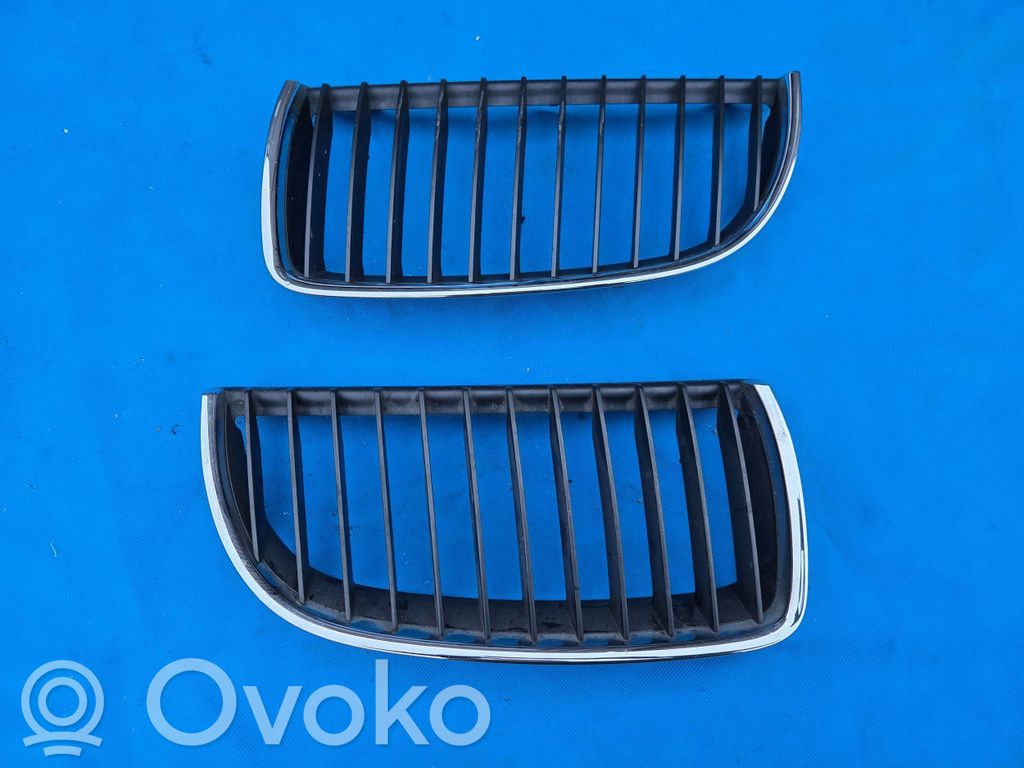Front grill   7120008,7120007
