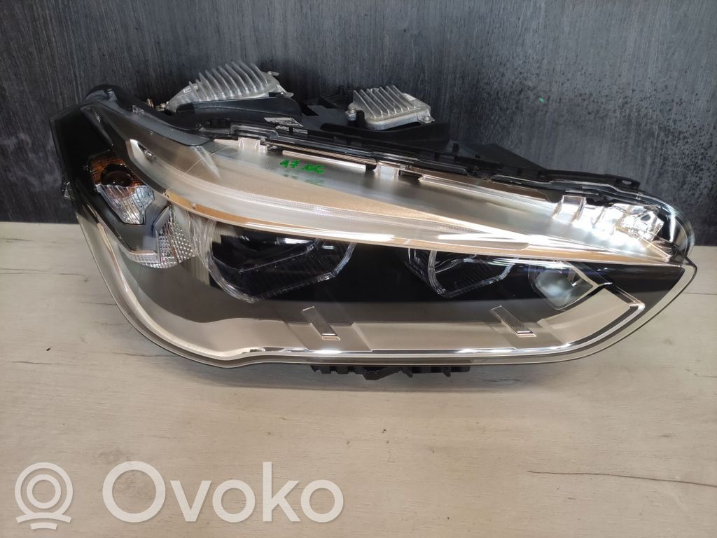 BMW X1 F48 F49 Lampa przednia 