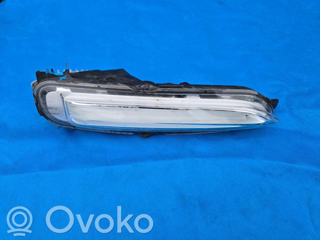 Front indicator light   7471837