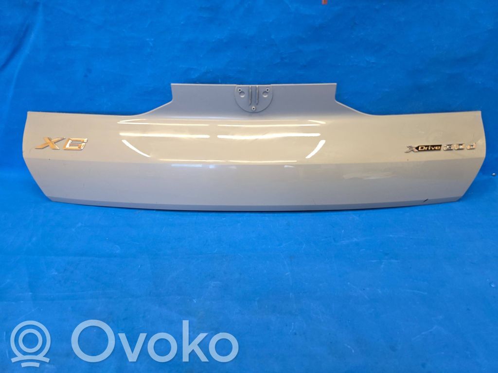 Tailgate trim   7471777