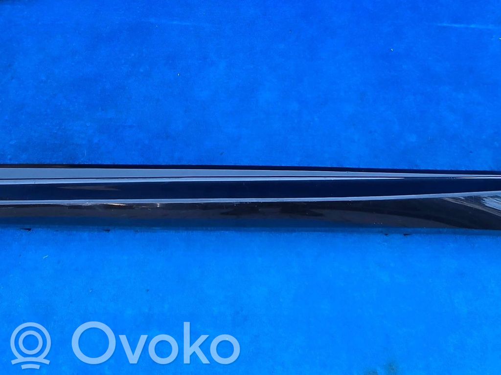 Slenkstis   8099111