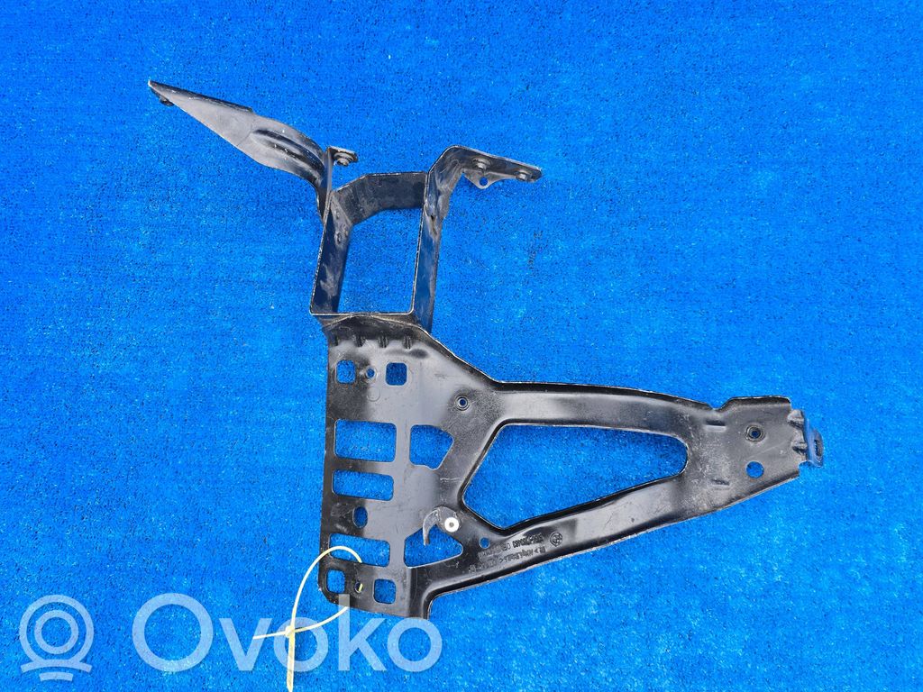Priekšpusē bampera turētājs   7163483