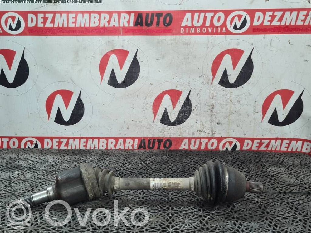 Volvo C30 Priekinis pusašis 