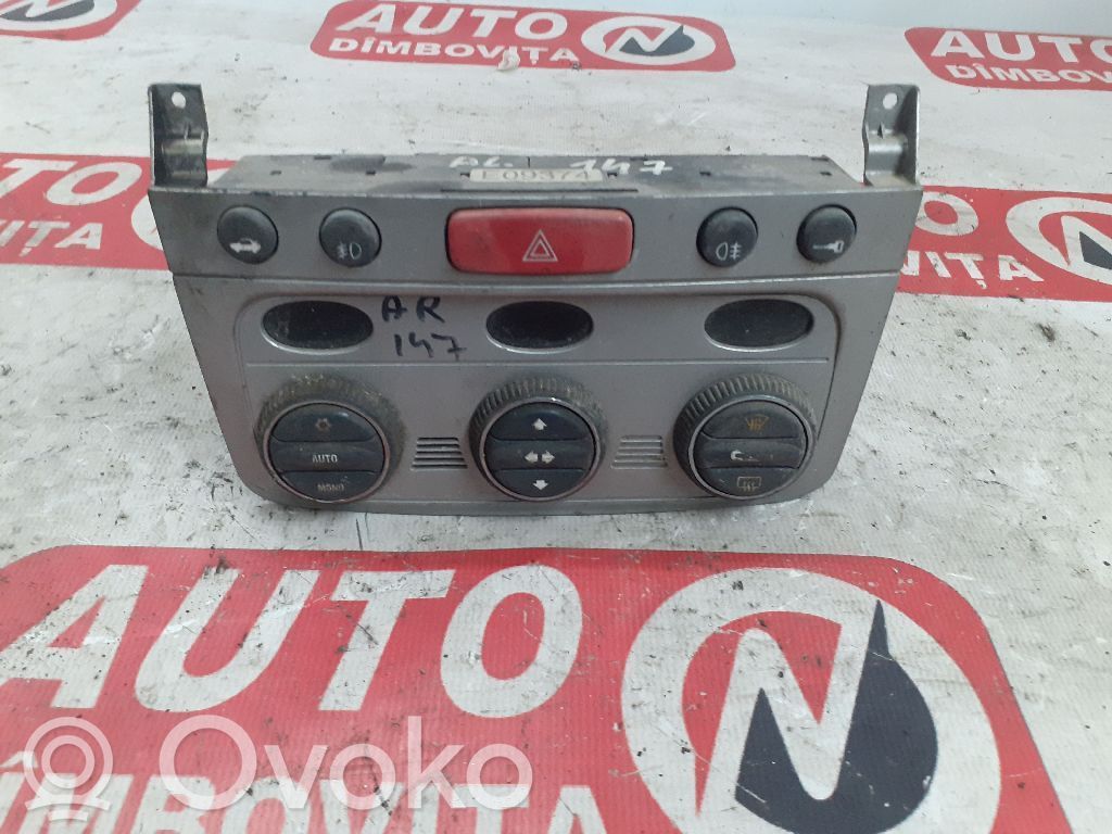 Alfa Romeo 147 Climate control unit 