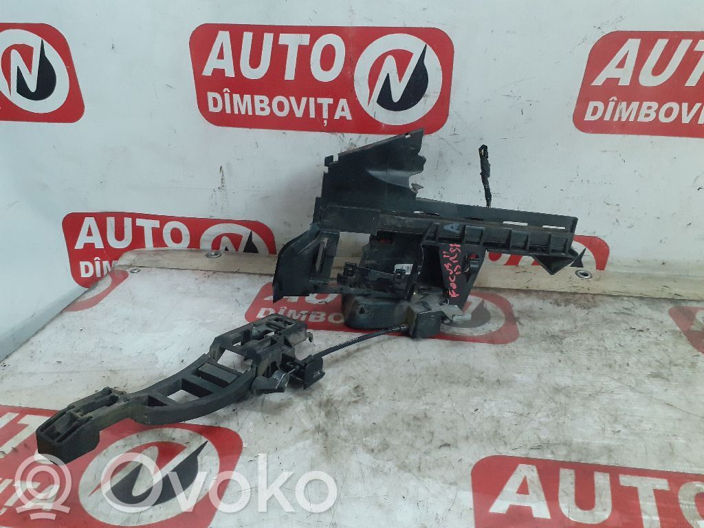 Ford Focus Front door lock 