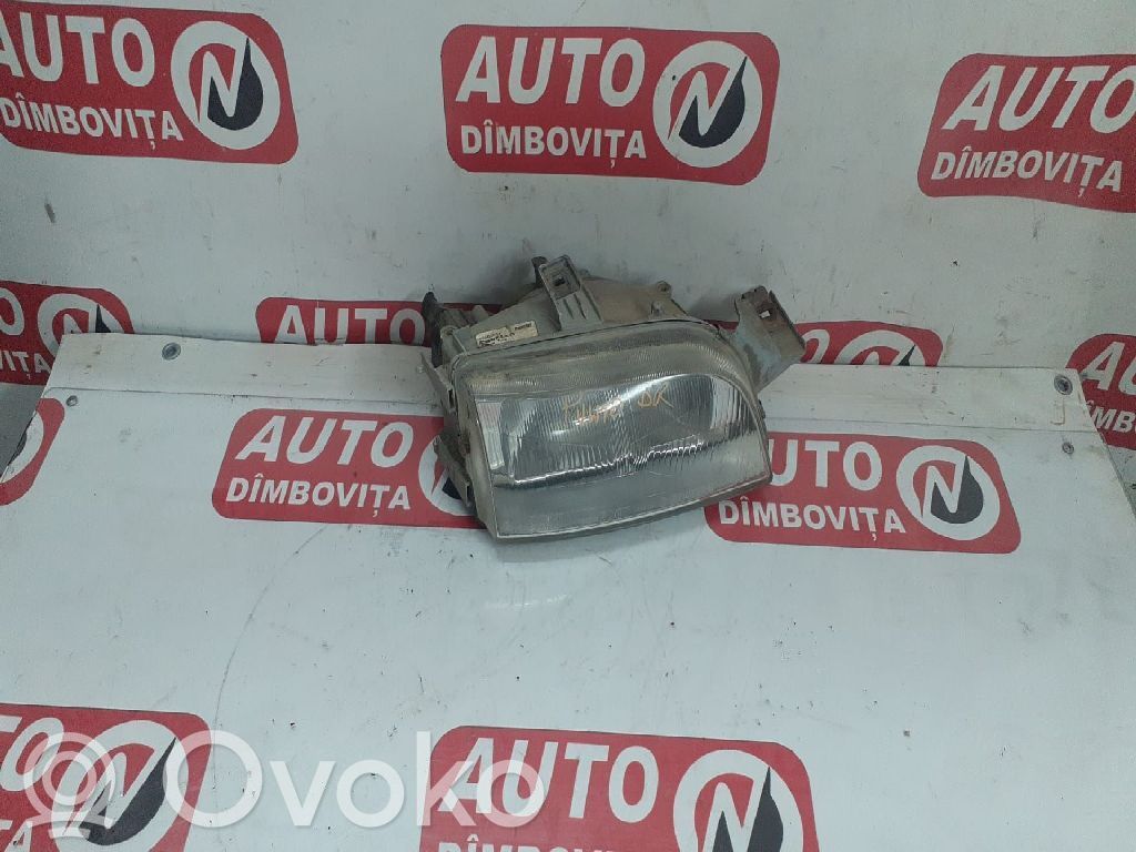 Fiat Punto (176) Światło przeciwmgłowe przednie 