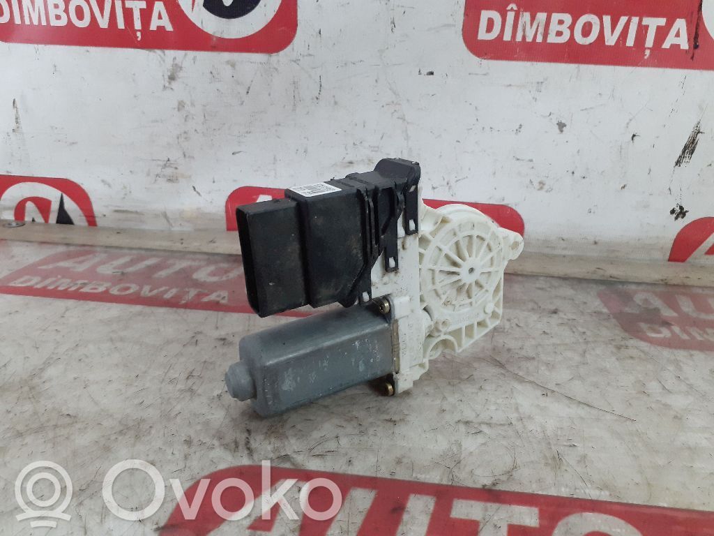 Volkswagen Golf IV Задний двигатель механизма для подъема окон 