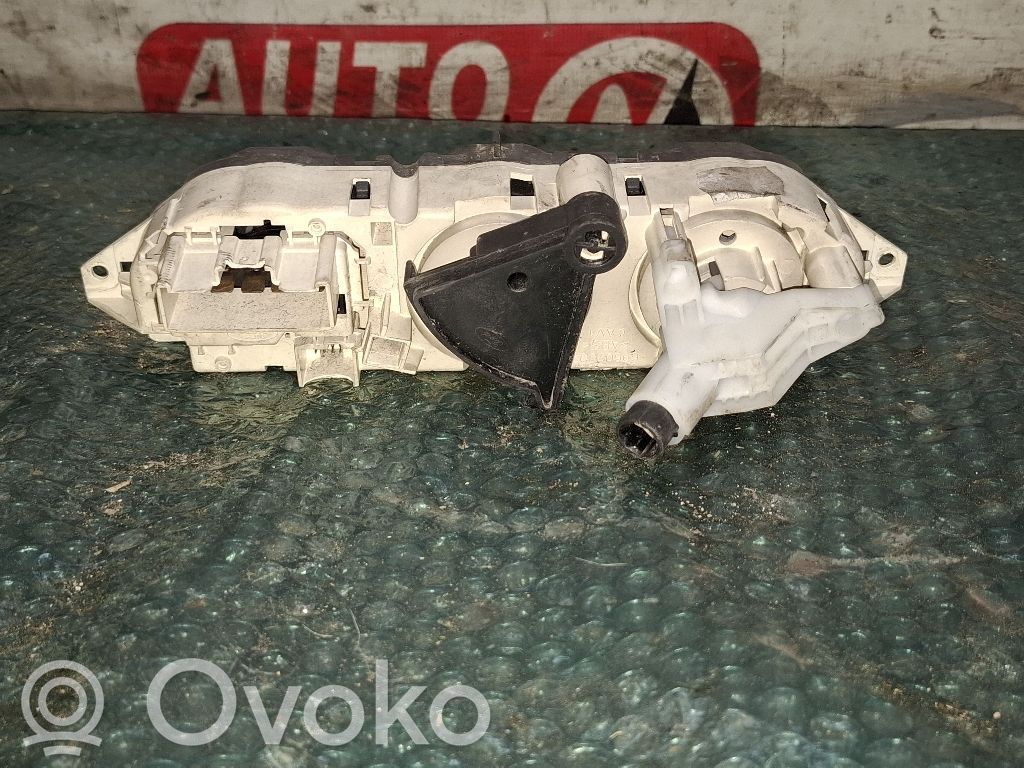 Ford Focus C-MAX Climate control unit 