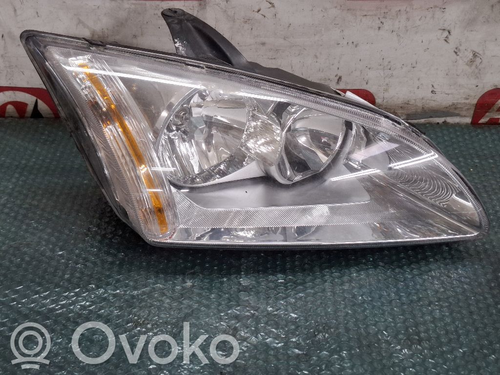 Ford Focus Scheinwerfer 