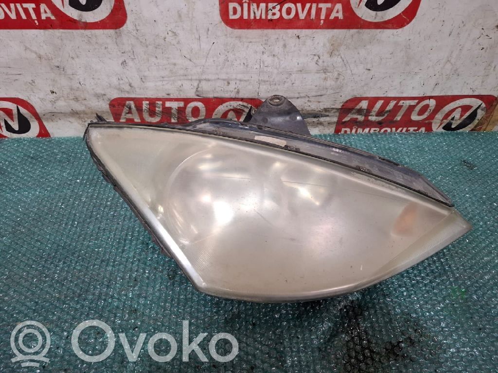 Ford Focus Headlight/headlamp 