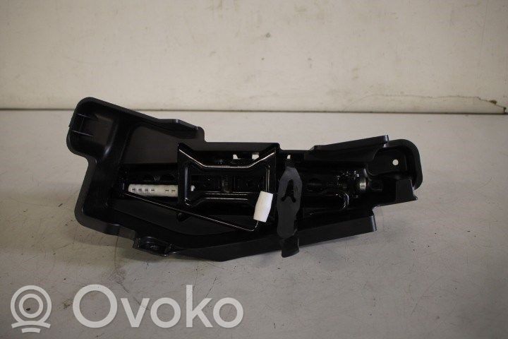 Audi Q3 8U Tunkki 